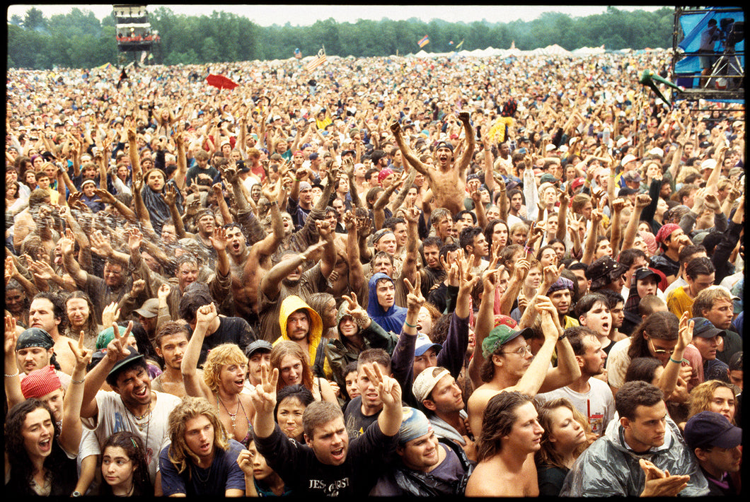 Woodstock Crowd (Woodstock, 1994)