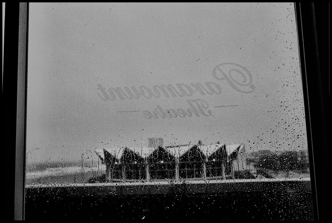 Paramount Theatre in the Rain (Asbury Park, 2009)