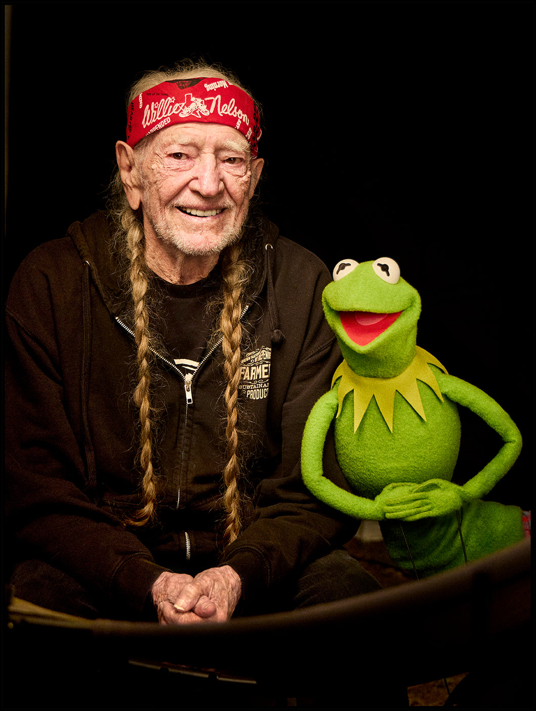 Willie Nelson and Kermit the Frog (Luck Texas, 2024)